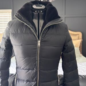 Zara Women’s Puffer Jacket Faux Fur Collar Black XS